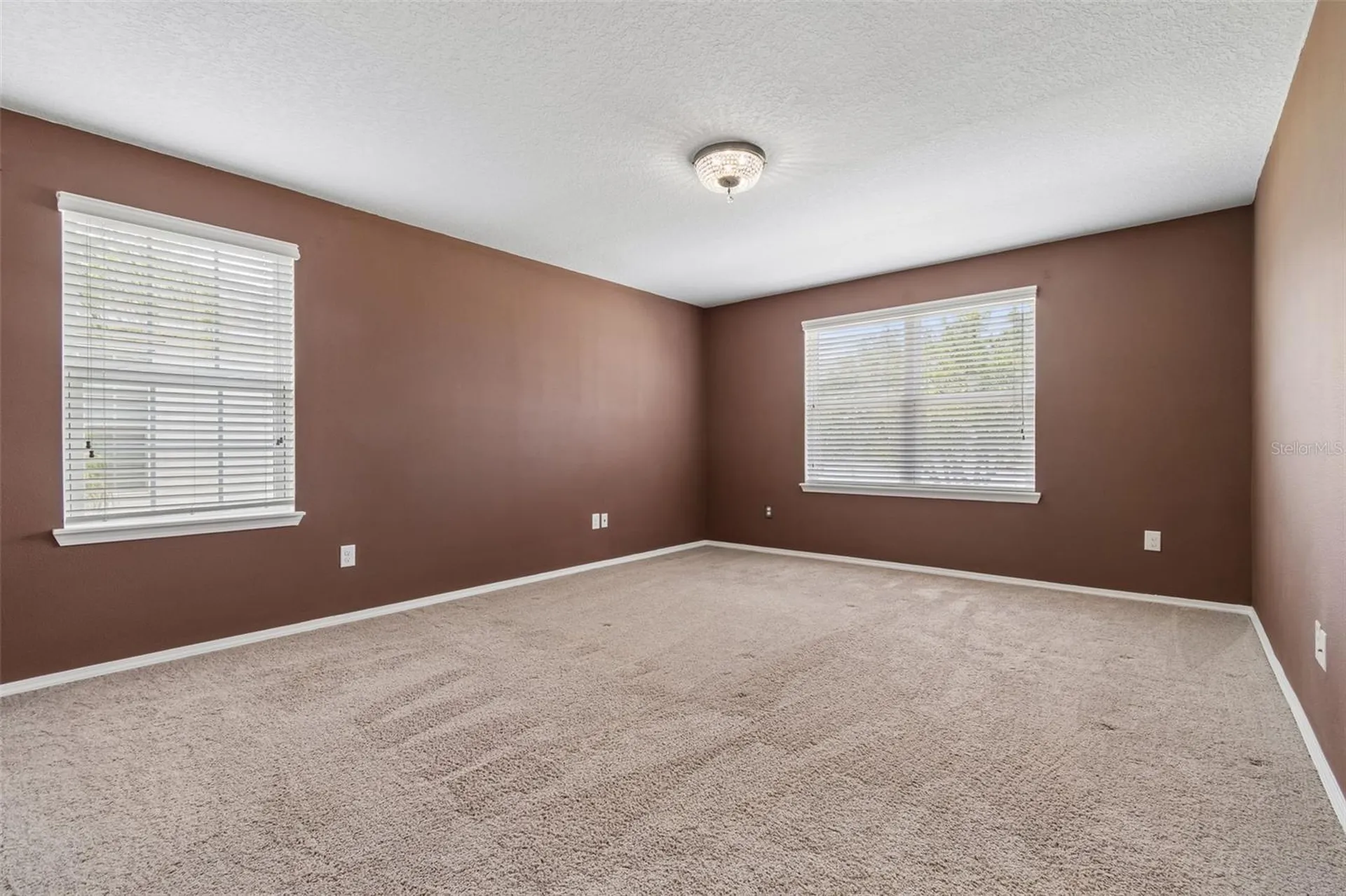 4768 White Sanderling Court Tampa FL 33619