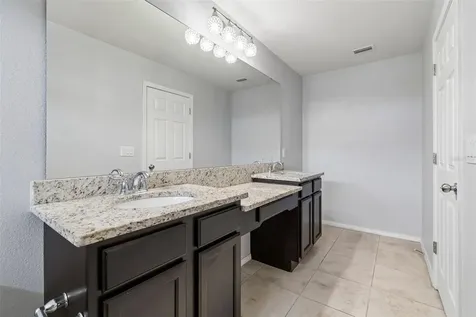 4768 White Sanderling Court Tampa FL 33619