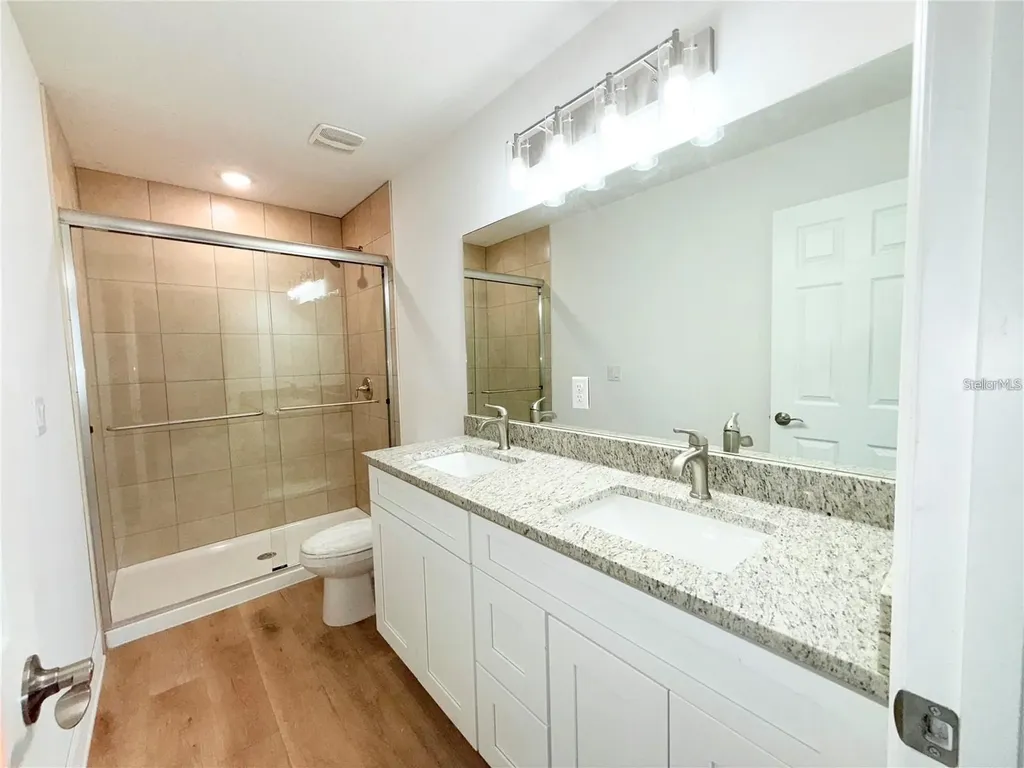 222 Carpenters Way Lakeland FL 33805