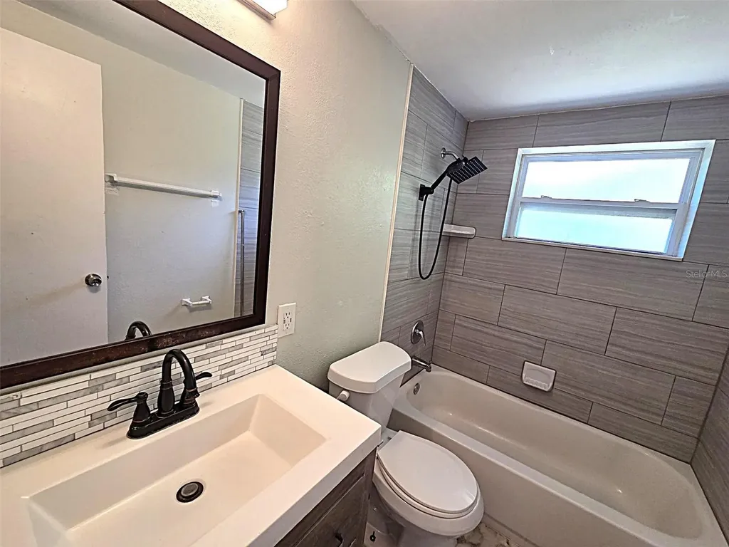 5641 94th Terrace N Pinellas Park FL 33782