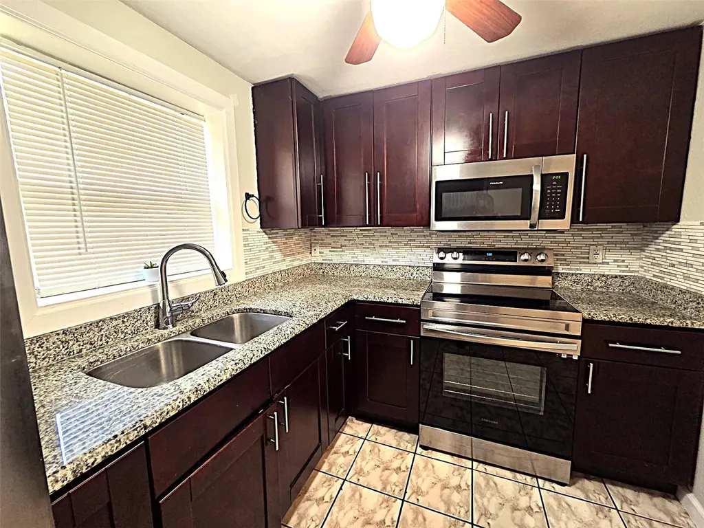 5641 94th Terrace N Pinellas Park FL 33782
