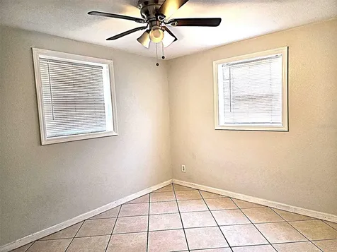 5641 94th Terrace N Pinellas Park FL 33782