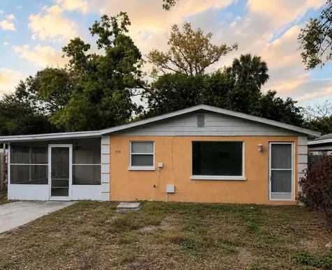 2121 33RD Street Sarasota FL 34234