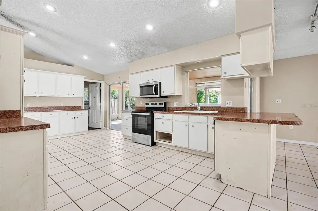 2537 Jasmine Trace Drive Kissimmee FL 34758