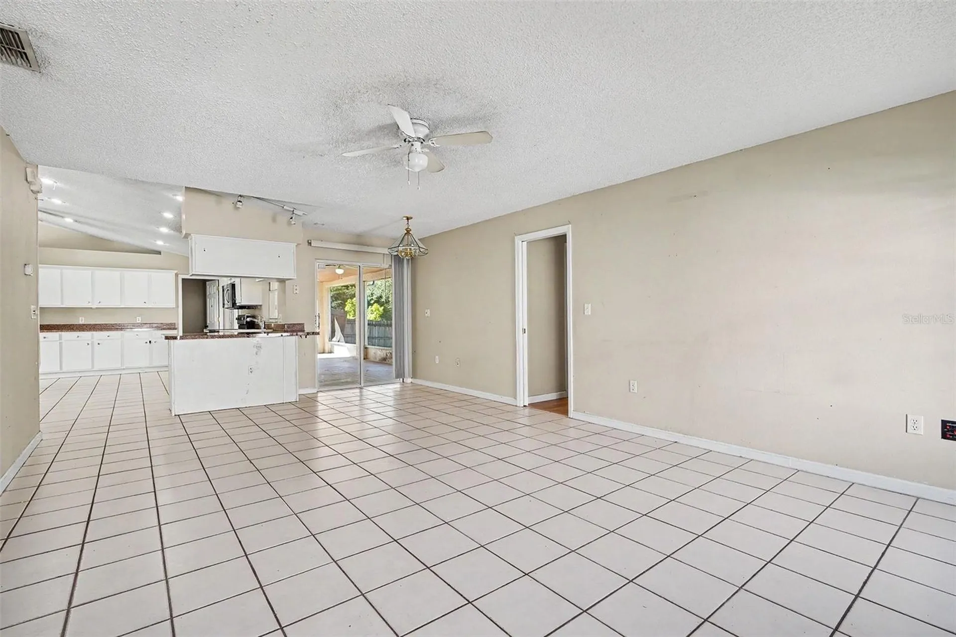 2537 Jasmine Trace Drive Kissimmee FL 34758