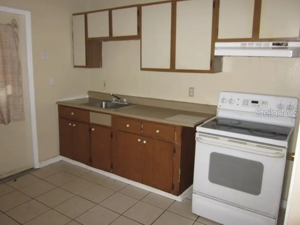 8619 N Mulberry Street Tampa FL 33604