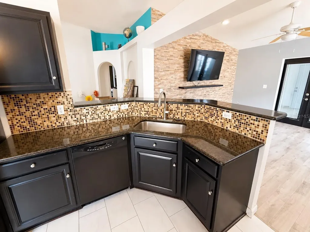 2221 Paria Lane Kissimmee FL 34758