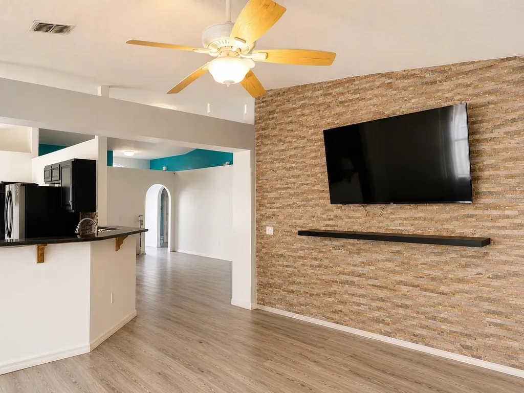 2221 Paria Lane Kissimmee FL 34758