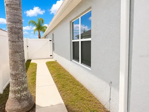 2221 Paria Lane Kissimmee FL 34758