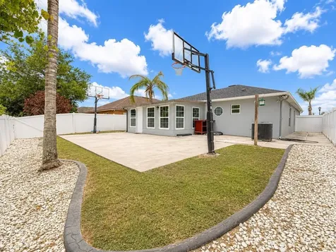2221 Paria Lane Kissimmee FL 34758