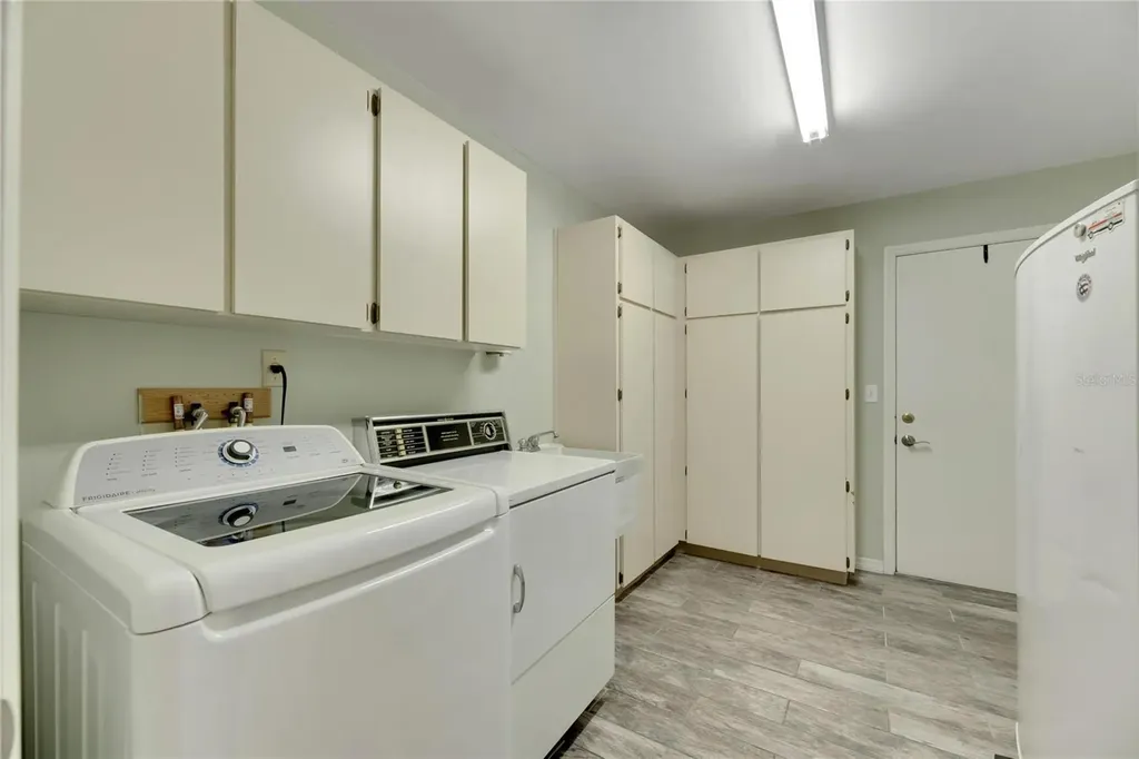 2002 E View Drive Sun City Center FL 33573