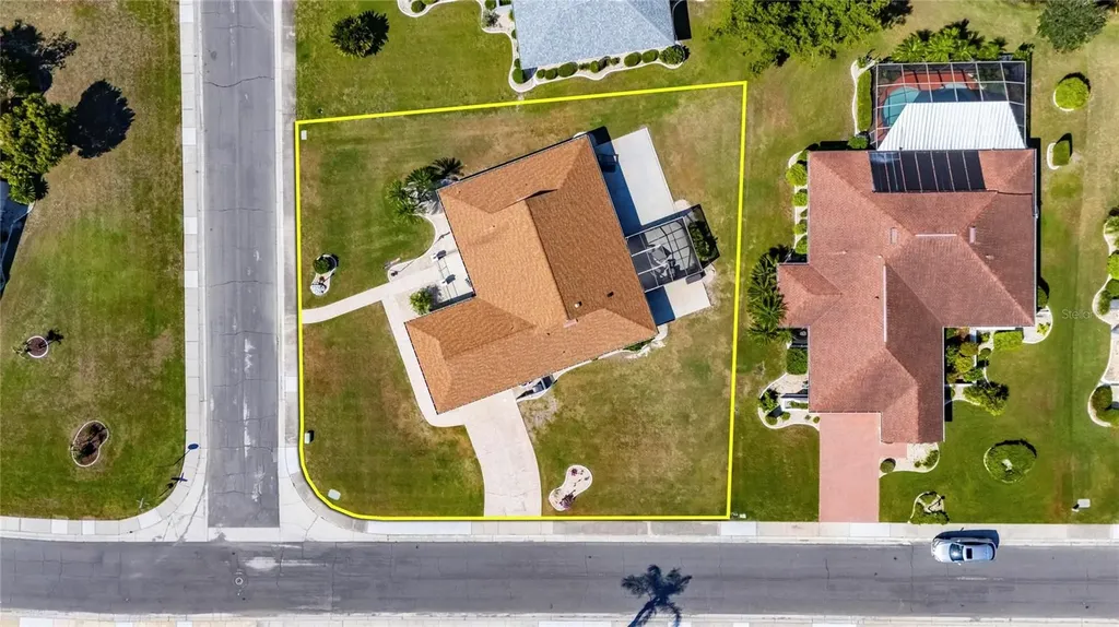 2002 E View Drive Sun City Center FL 33573