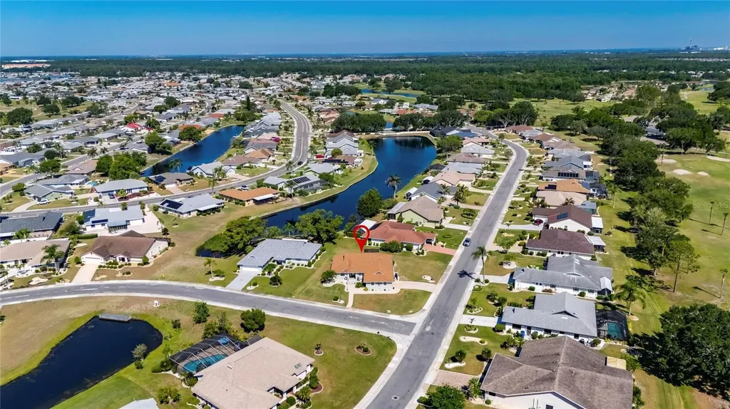 2002 E View Drive Sun City Center FL 33573