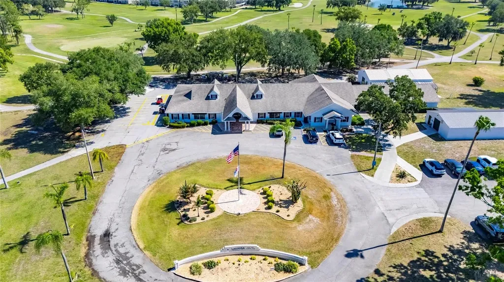 2002 E View Drive Sun City Center FL 33573