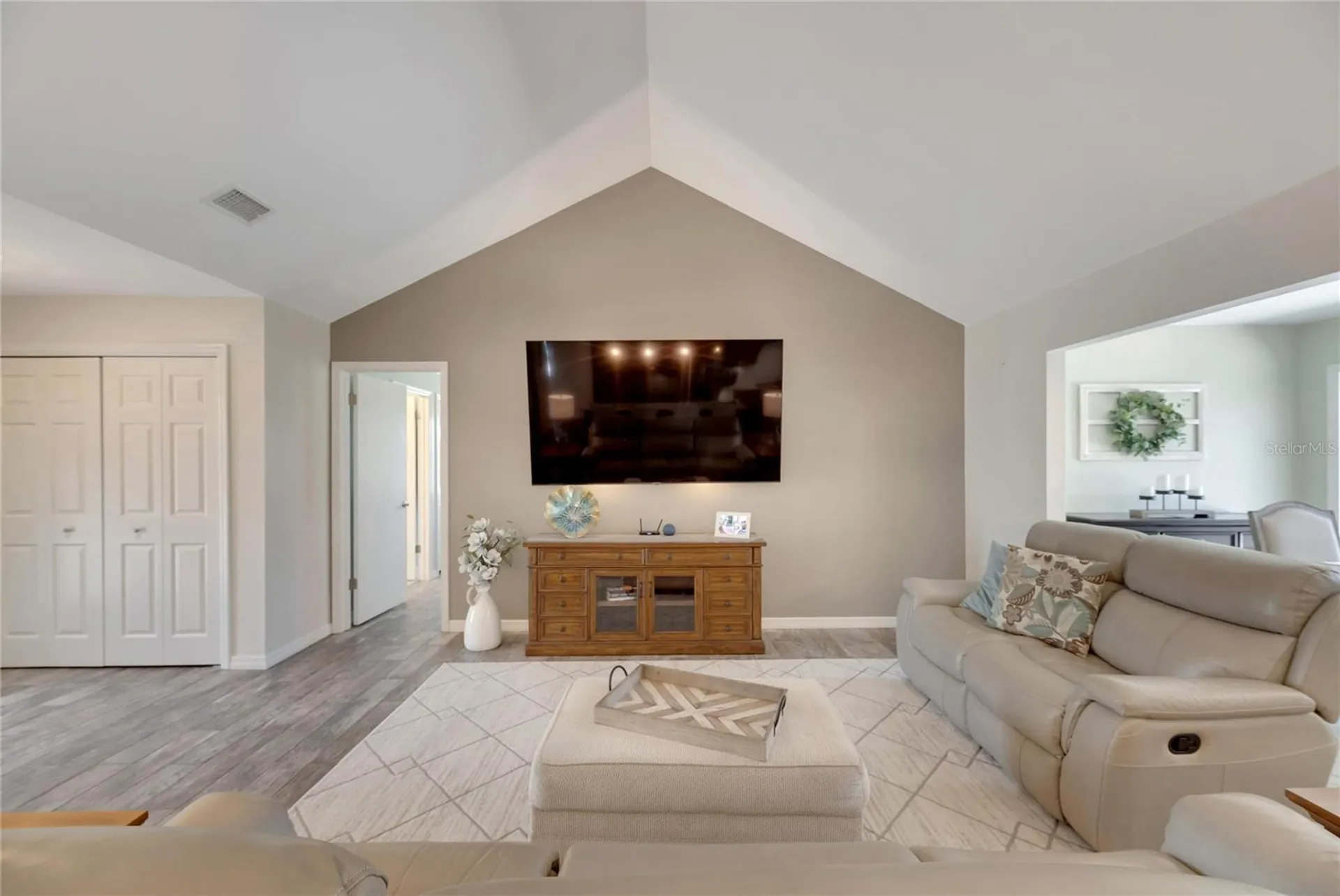 2002 E View Drive Sun City Center FL 33573