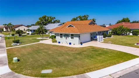 2002 E View Drive Sun City Center FL 33573