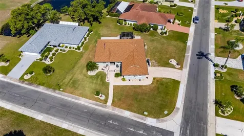 2002 E View Drive Sun City Center FL 33573