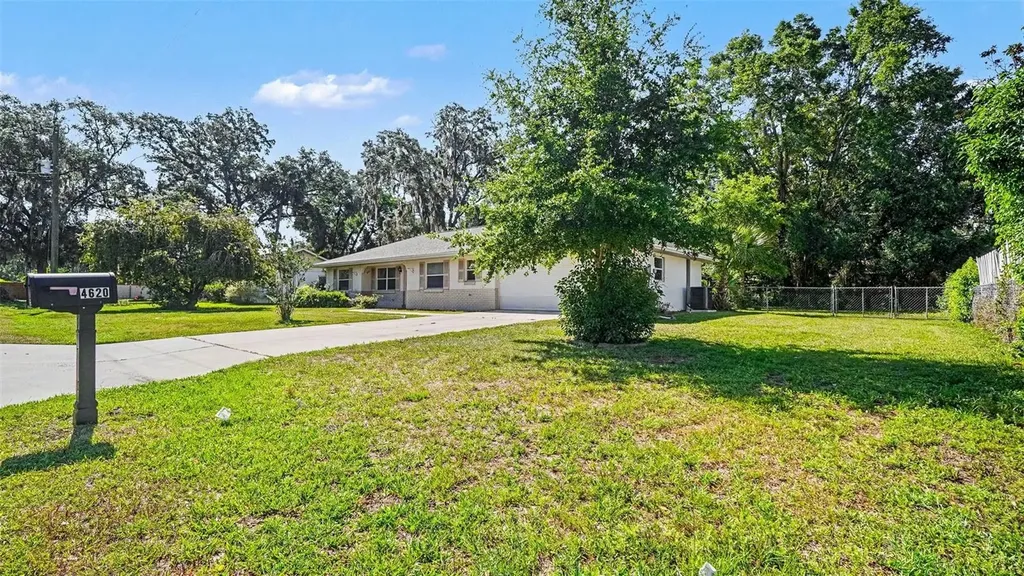 4620 NE 8th Street Ocala FL 34470