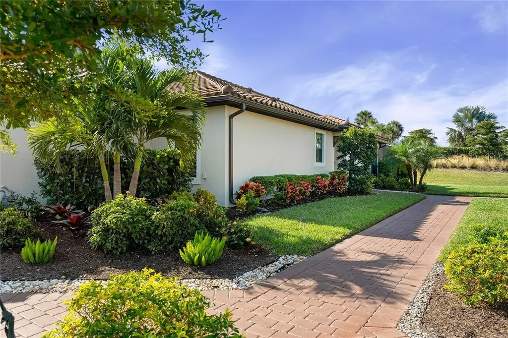 15672 Sacile Lane Bradenton FL 34211