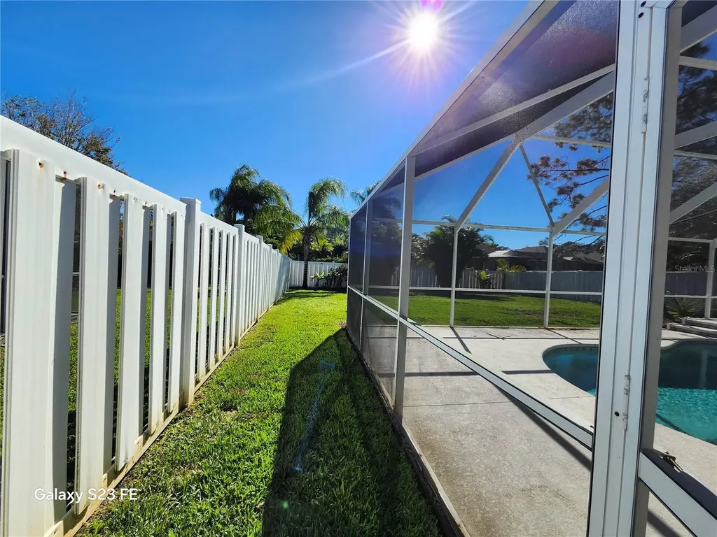 12518 Sparkleberry Road Tampa FL 33626