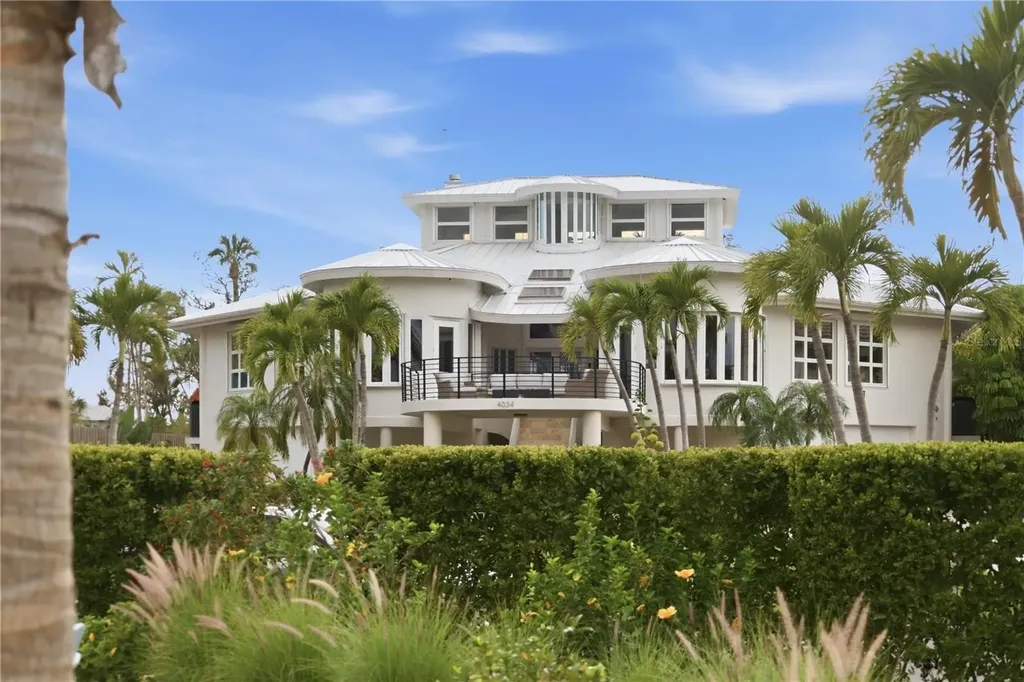 4034 Roberts Point Road Sarasota FL 34242