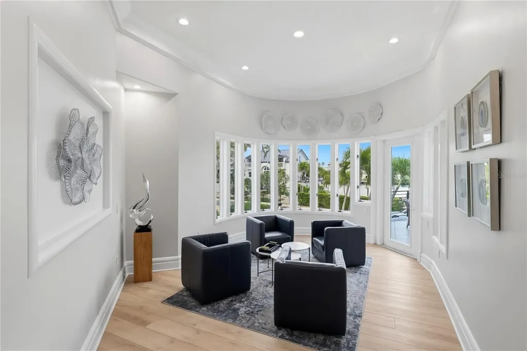 4034 Roberts Point Road Sarasota FL 34242