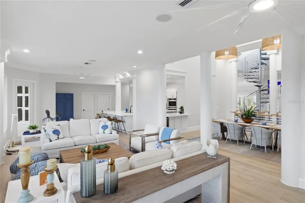 4034 Roberts Point Road Sarasota FL 34242