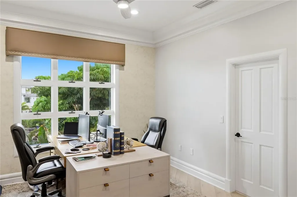 4034 Roberts Point Road Sarasota FL 34242