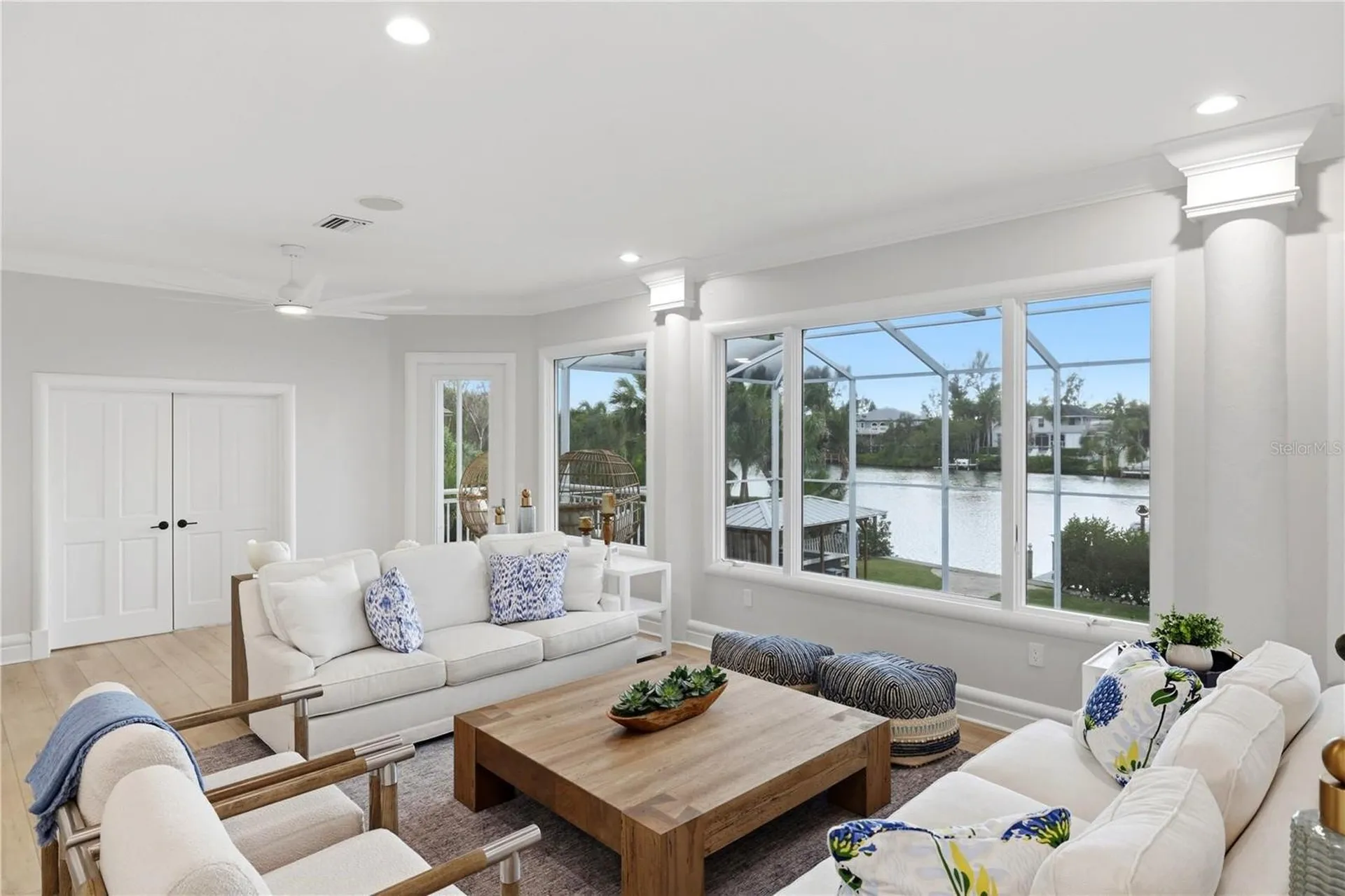 4034 Roberts Point Road Sarasota FL 34242