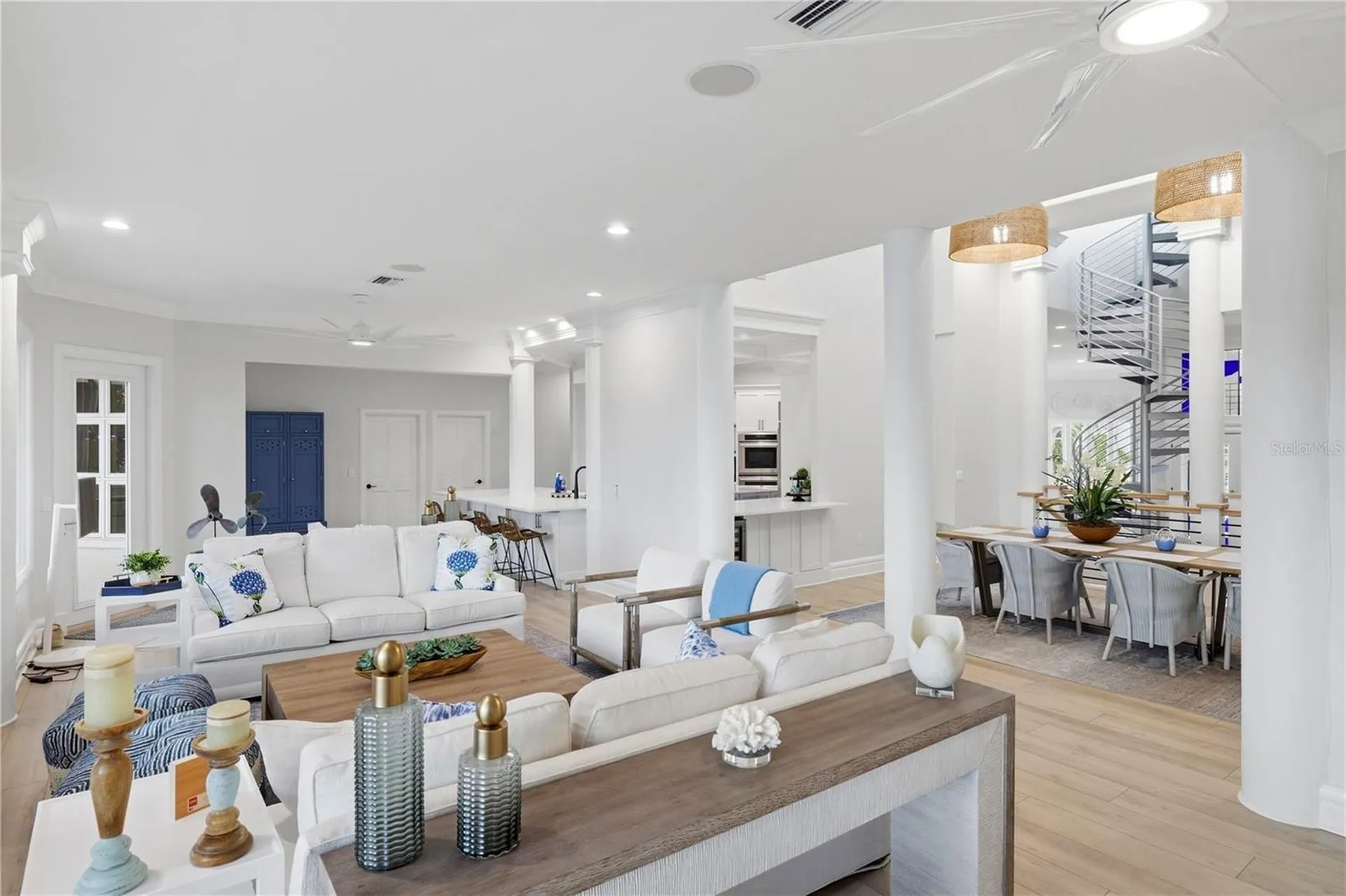 4034 Roberts Point Road Sarasota FL 34242
