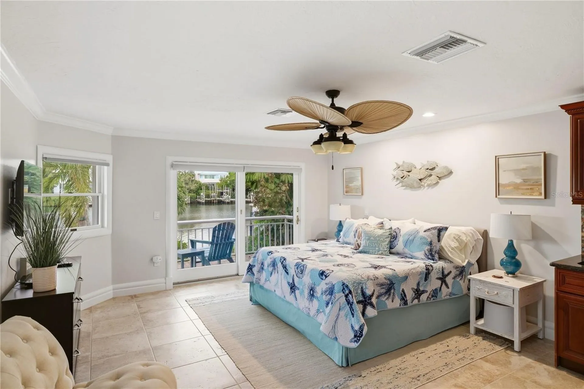 4034 Roberts Point Road Sarasota FL 34242