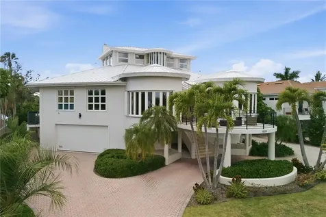 4034 Roberts Point Road Sarasota FL 34242
