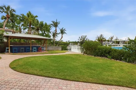 4034 Roberts Point Road Sarasota FL 34242