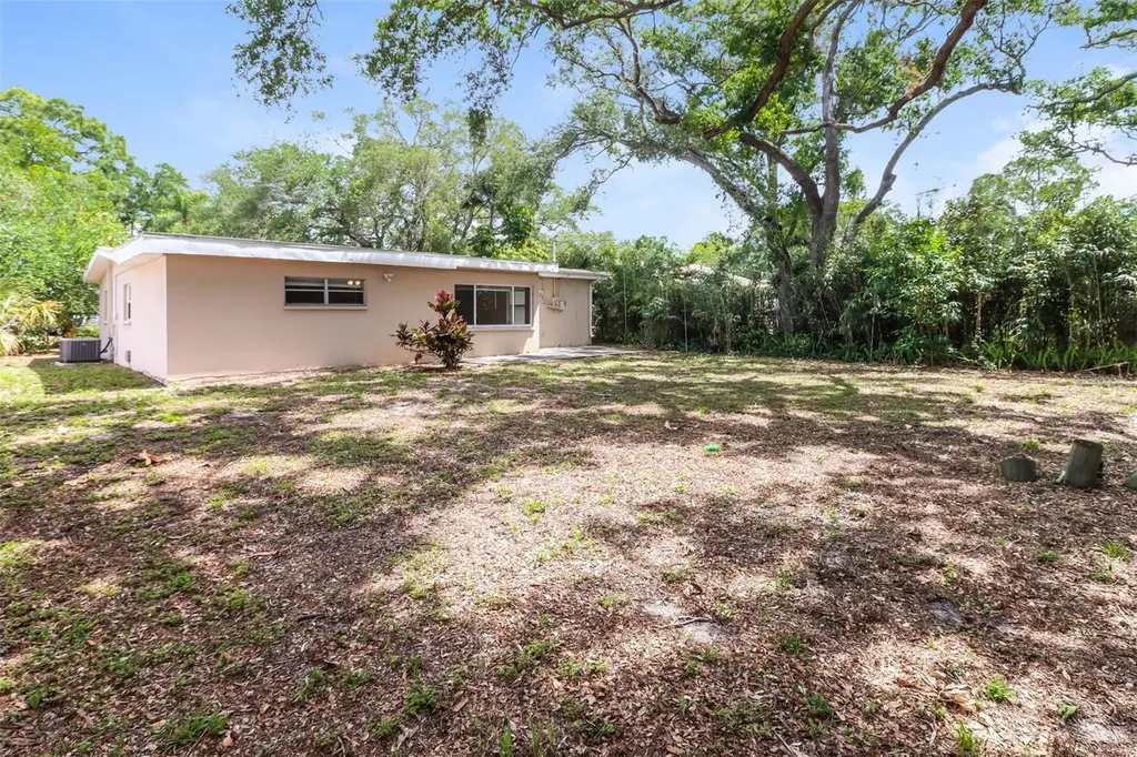 1619 Edna Avenue Largo FL 33770