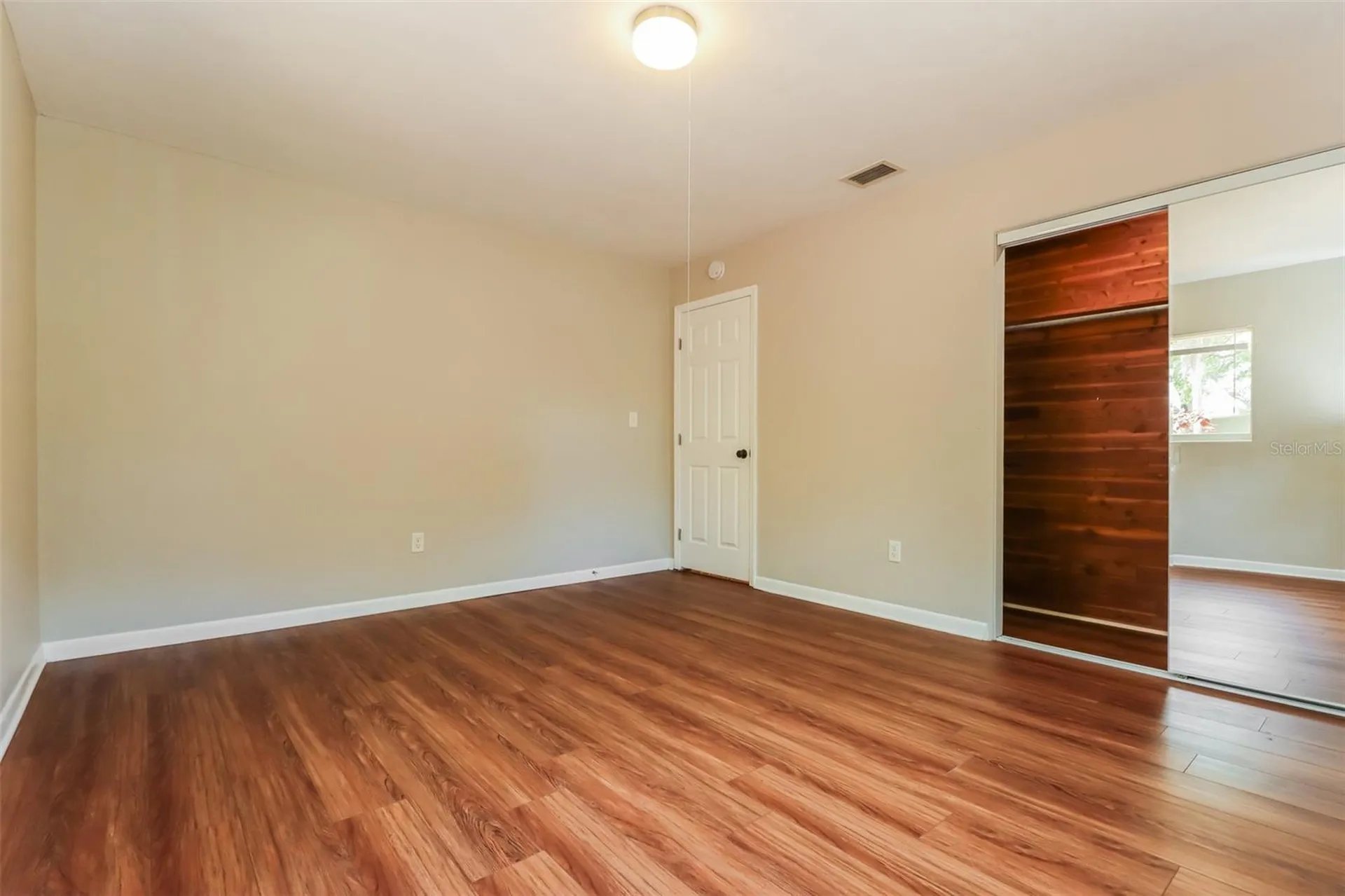 1619 Edna Avenue Largo FL 33770