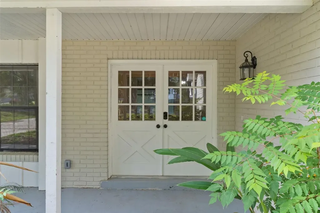 307 W Berckman Street Fruitland Park FL 34731