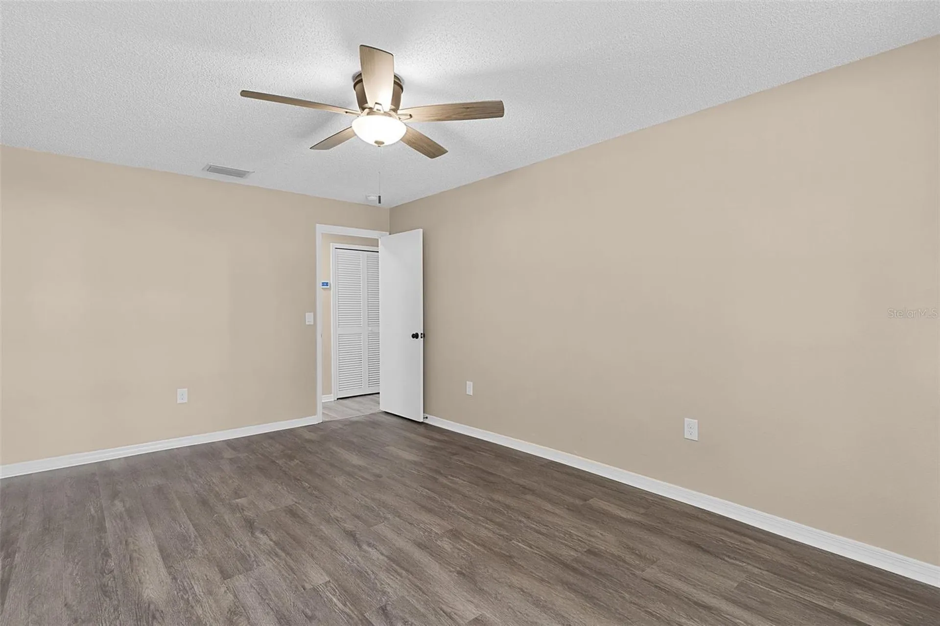 307 W Berckman Street Fruitland Park FL 34731