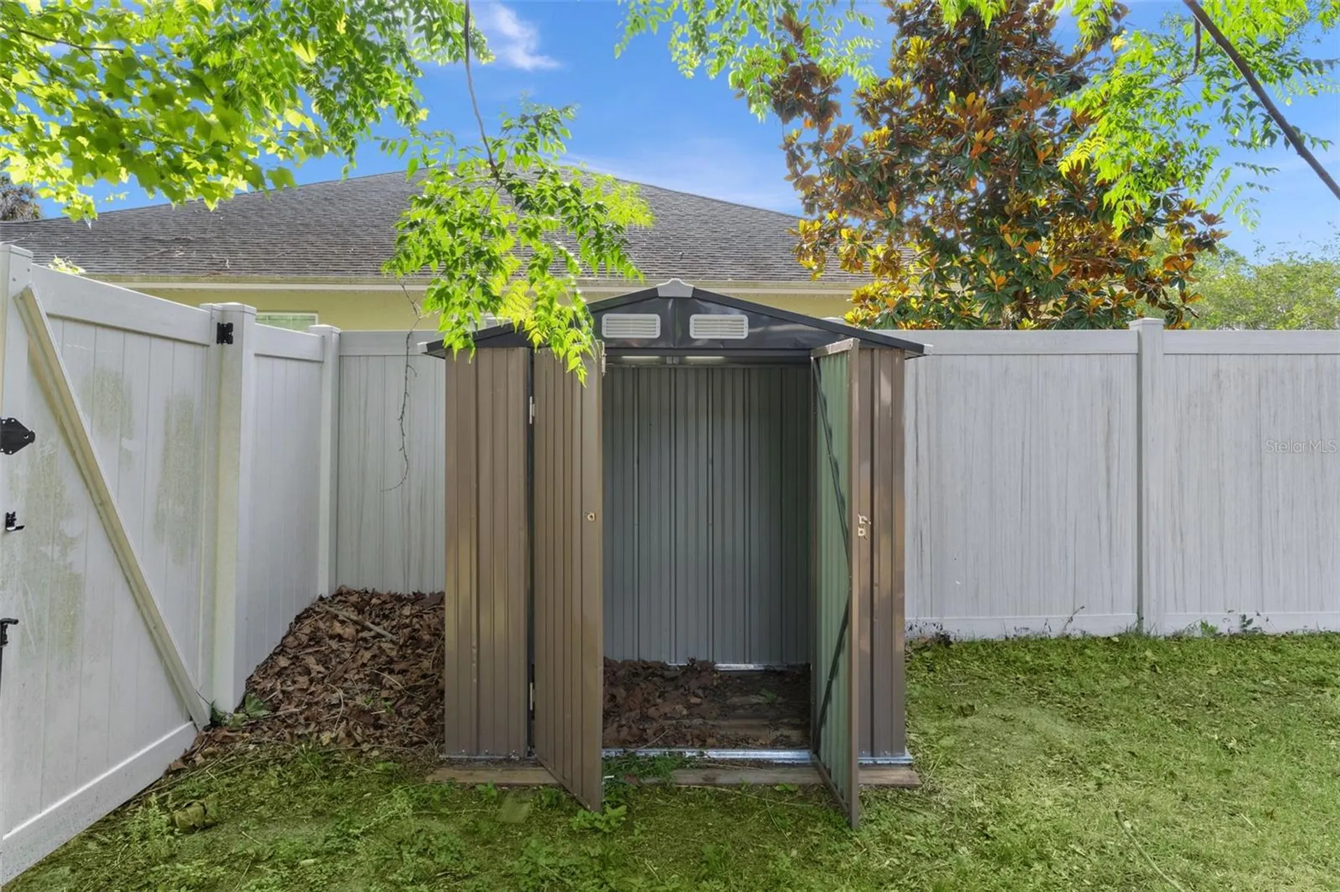 307 W Berckman Street Fruitland Park FL 34731