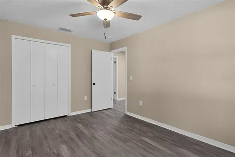 307 W Berckman Street Fruitland Park FL 34731