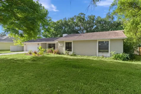 307 W Berckman Street Fruitland Park FL 34731