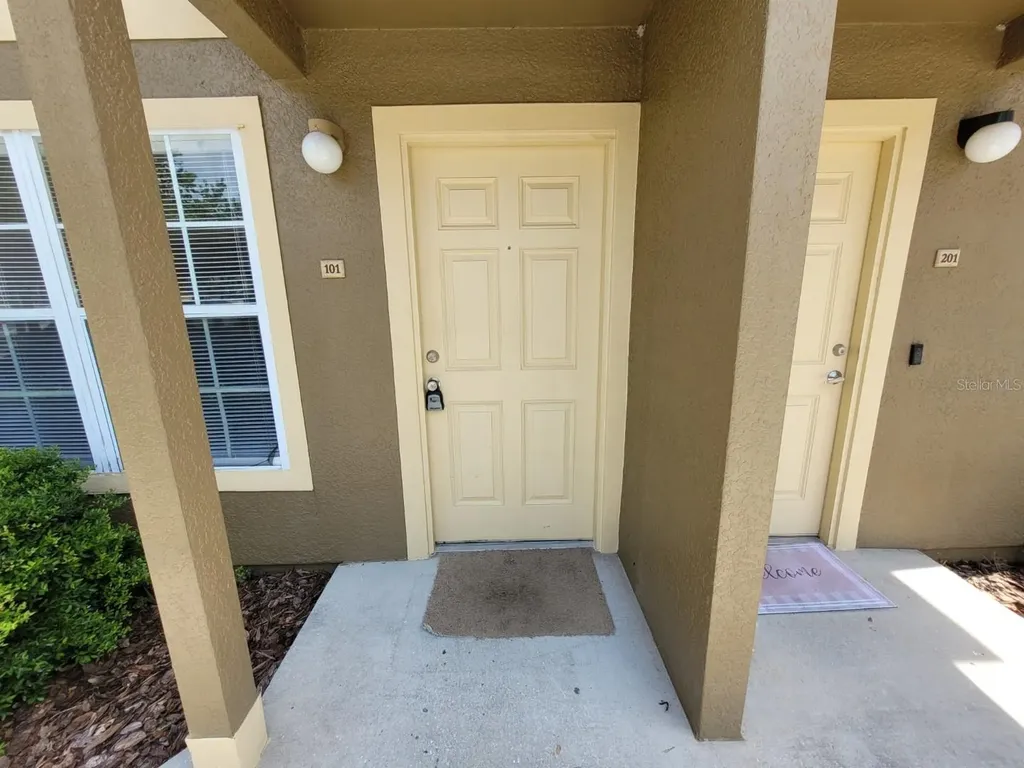 5914 Willow Ridge Drive Zephyrhills FL 33541