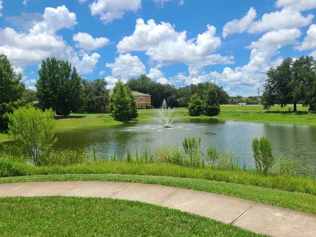5914 Willow Ridge Drive Zephyrhills FL 33541