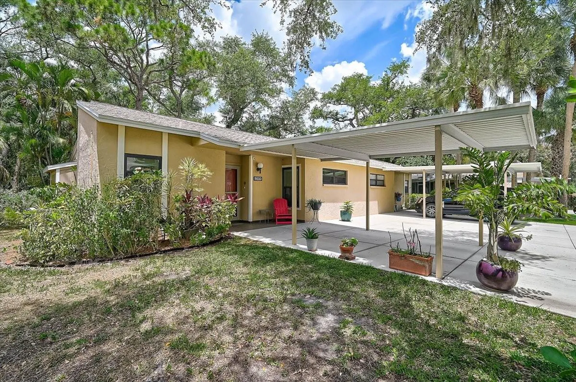 5033 Village Gardens Drive Sarasota FL 34234