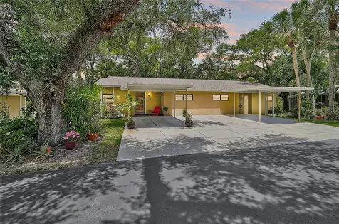5033 Village Gardens Drive Sarasota FL 34234