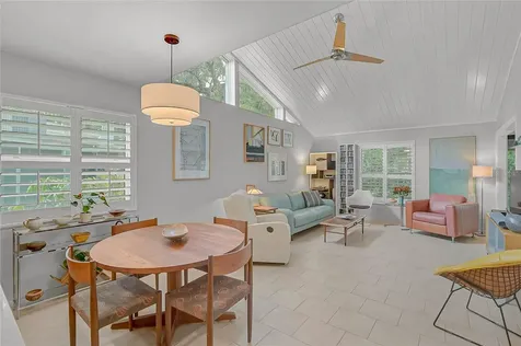 5033 Village Gardens Drive Sarasota FL 34234