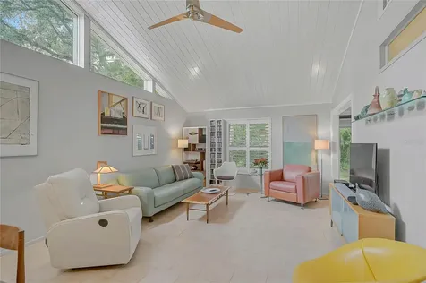 5033 Village Gardens Drive Sarasota FL 34234