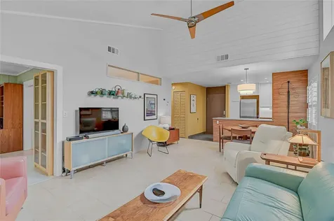 5033 Village Gardens Drive Sarasota FL 34234