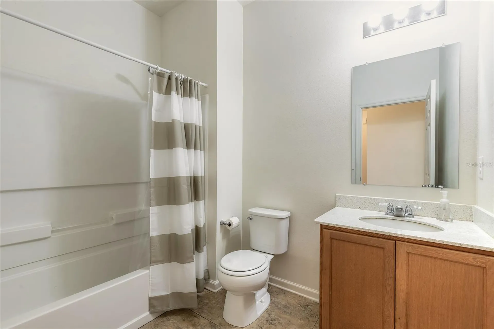113 Gleneagle Grande Drive Daytona Beach FL 32124
