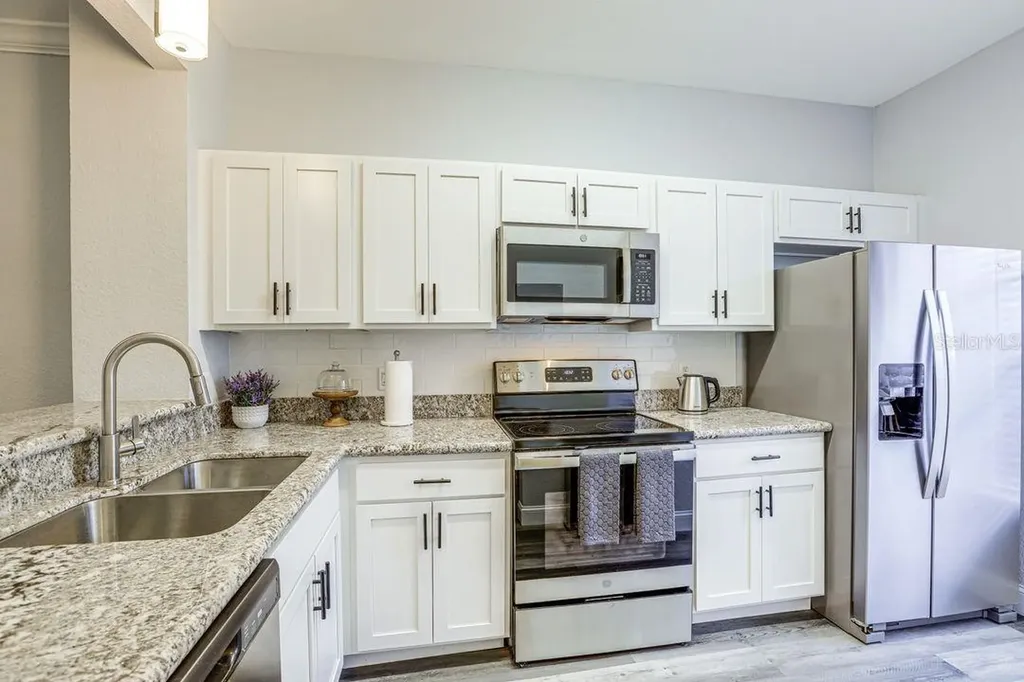 4988 NW 43rd Avenue Gainesville FL 32606