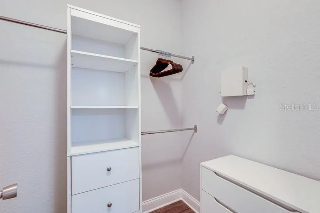 4988 NW 43rd Avenue Gainesville FL 32606